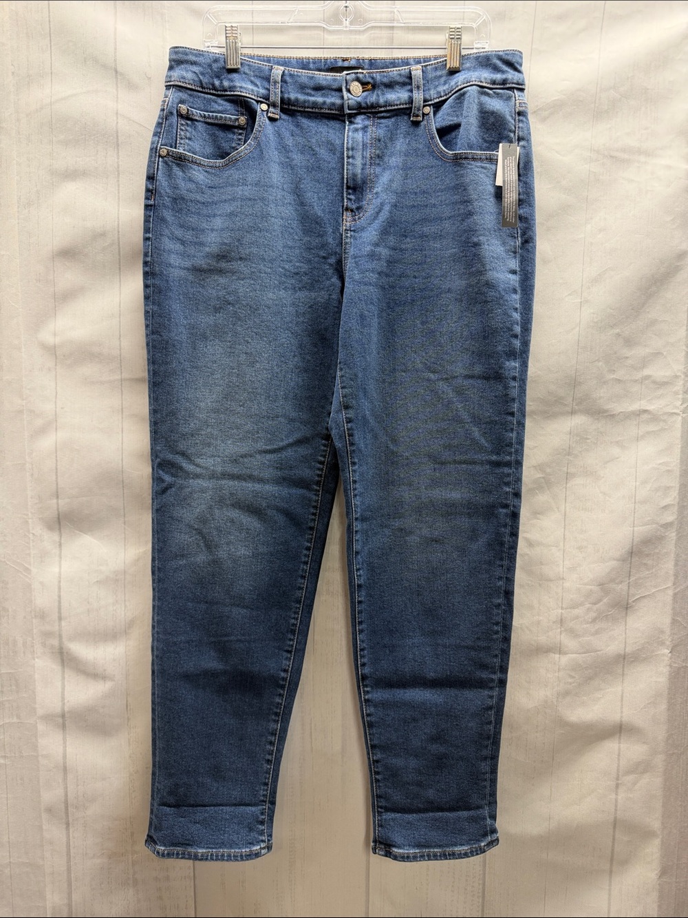 Talbots NWT Everyday Relaxed Jeans Size 10